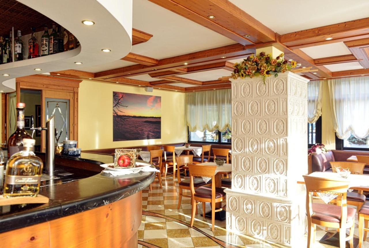 Pippo Hotel Terzolas Kültér fotó