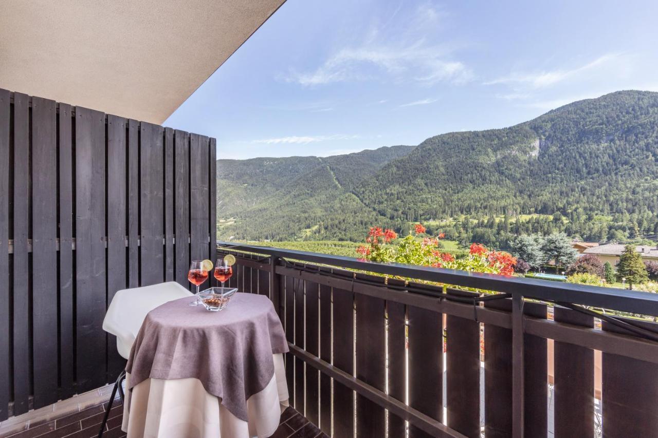 Pippo Hotel Terzolas Kültér fotó
