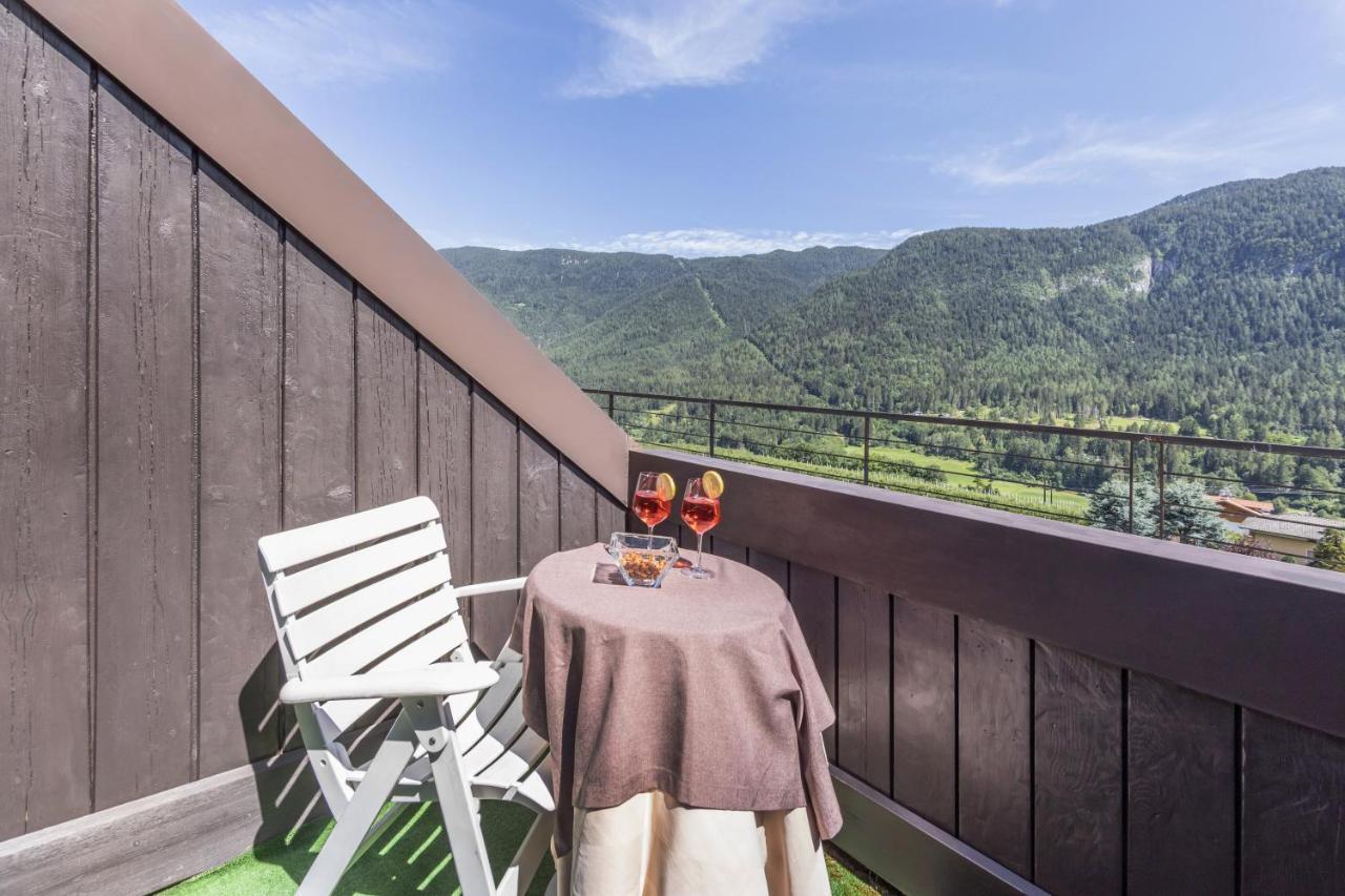 Pippo Hotel Terzolas Kültér fotó